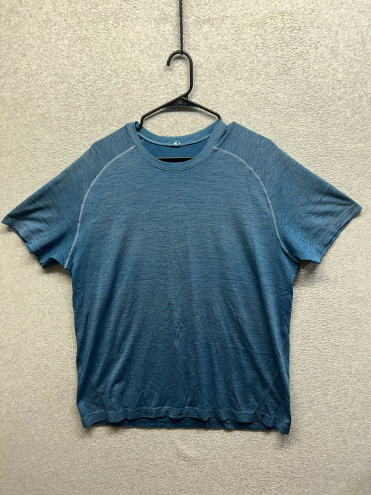 Lululemon Metal Vent Tech Short Sleeve Size XL Blue