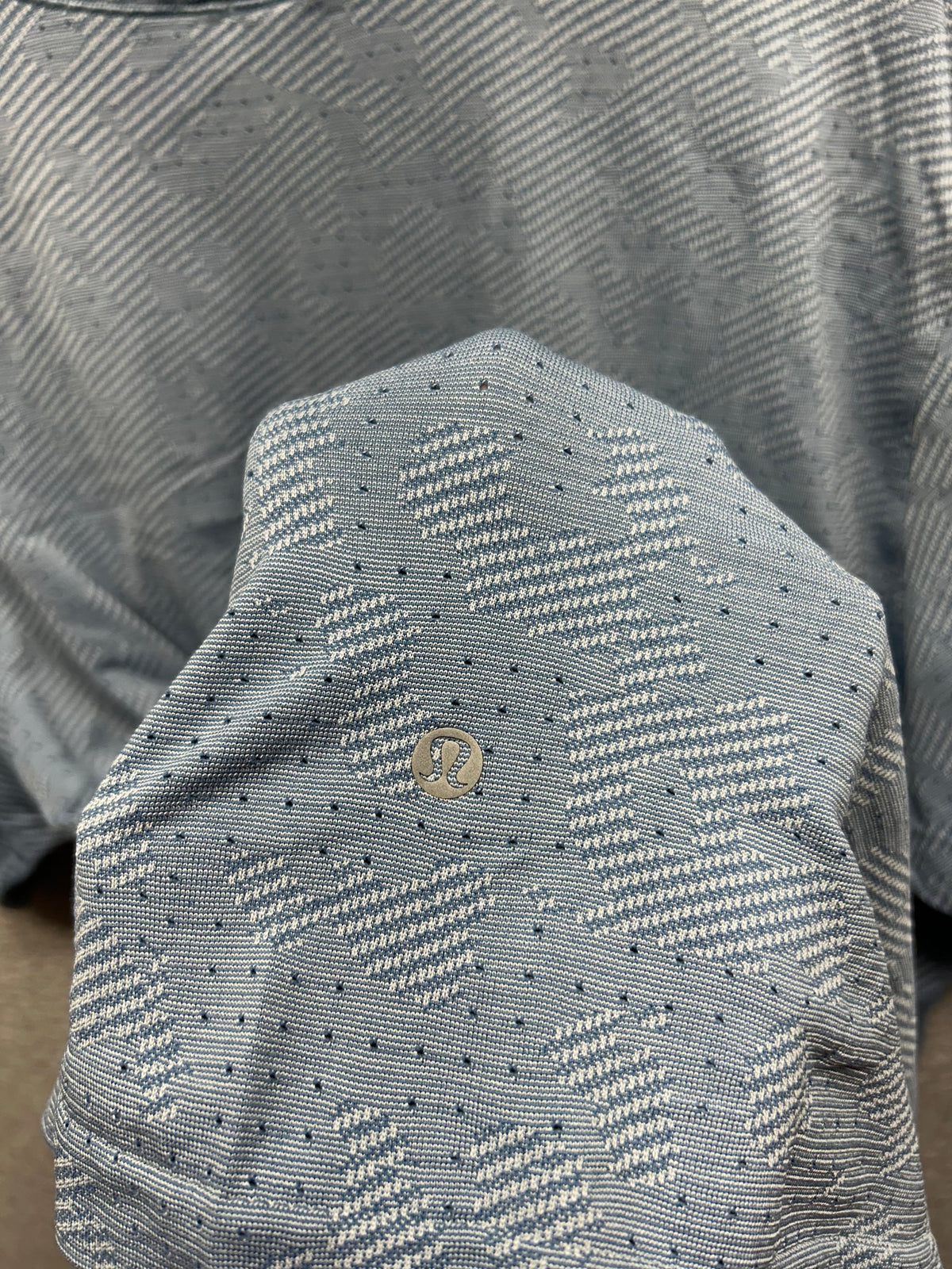 Lululemon Metal Vent Tech Short Sleeve Size 2XL Blue