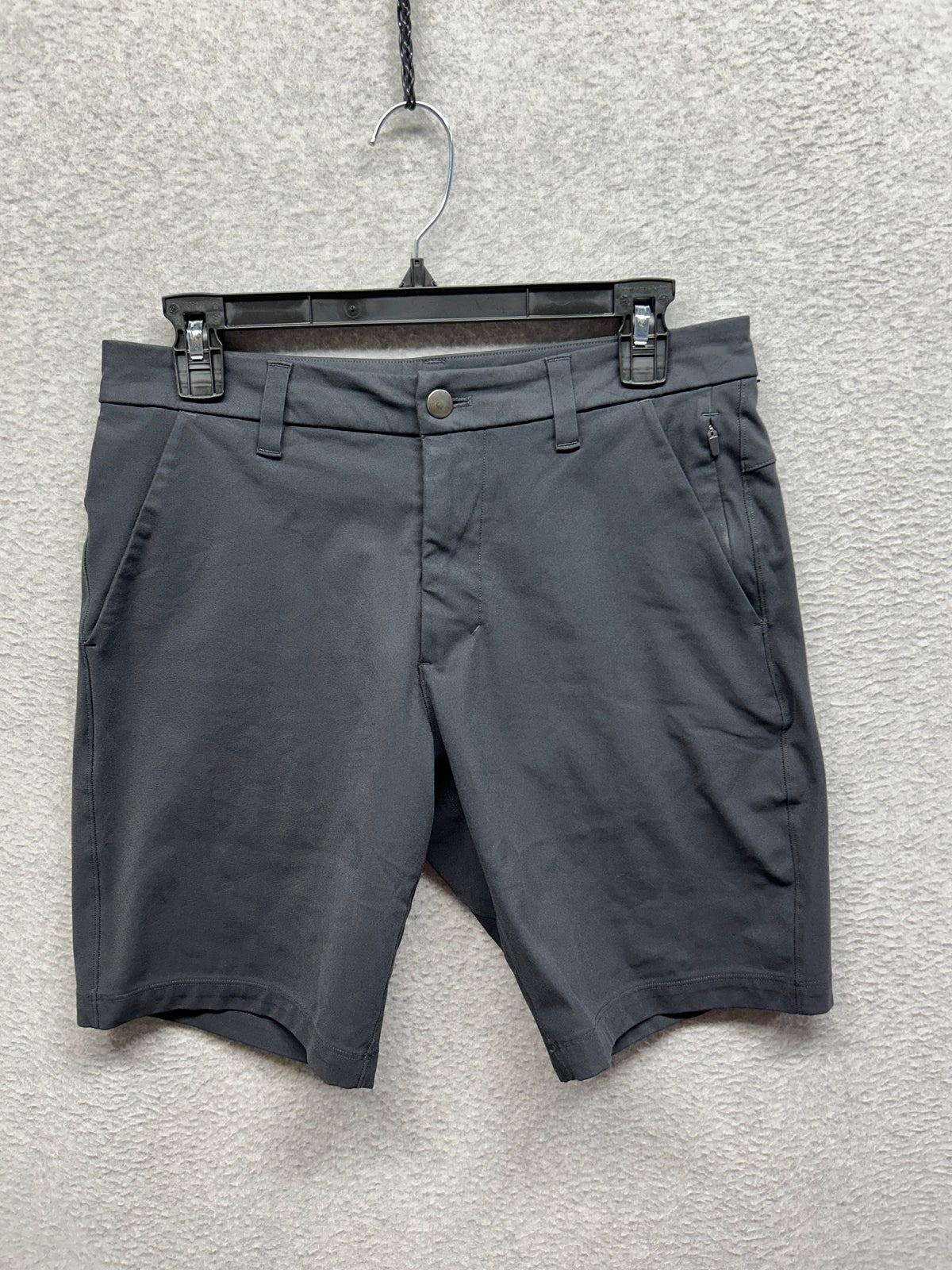 Lululemon Commission Short Slim Warpstreme 9" Size 28 Obsidian