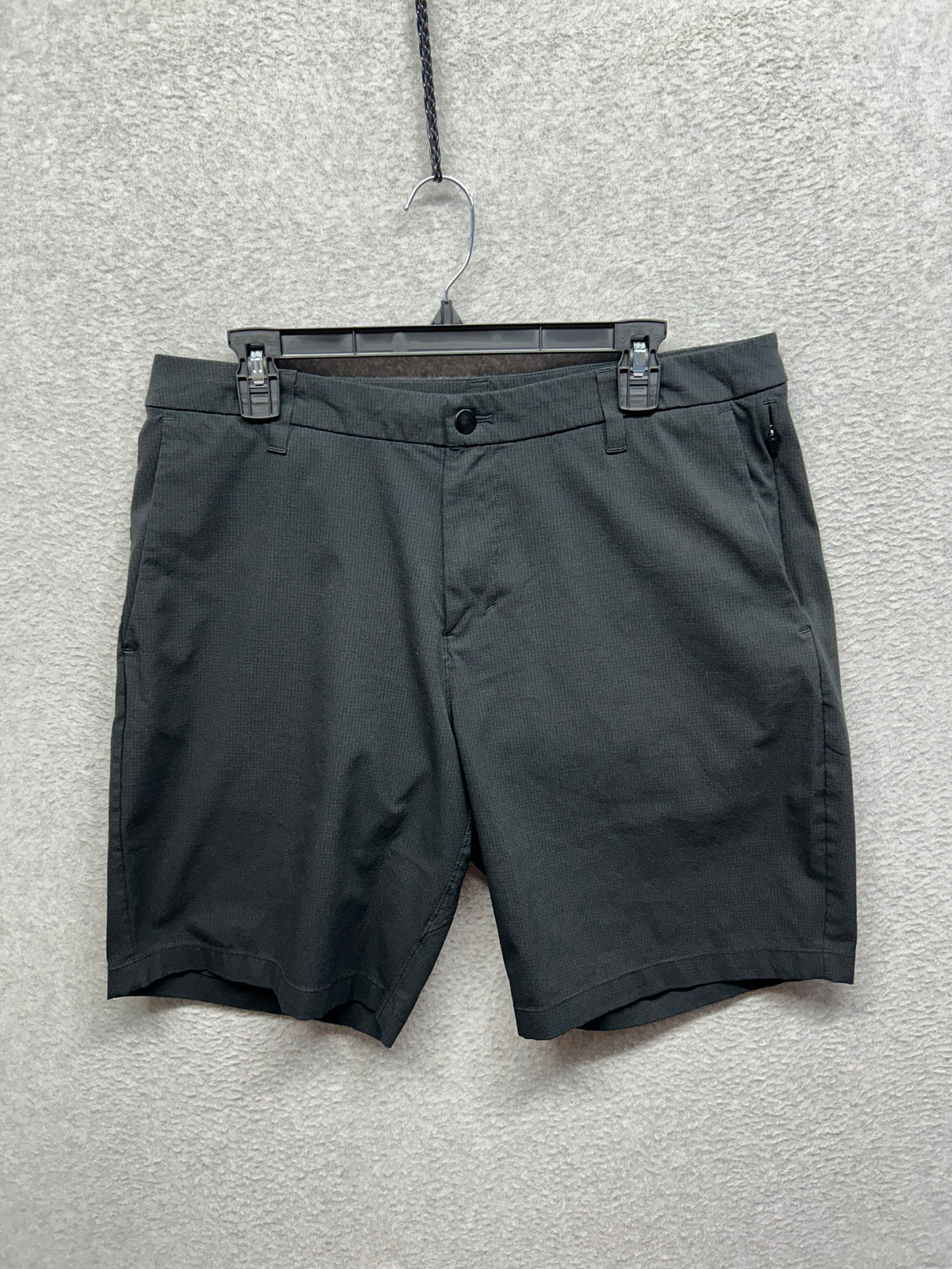 Lululemon Commission Short Slim Warpstreme 9" Size 34 Black
