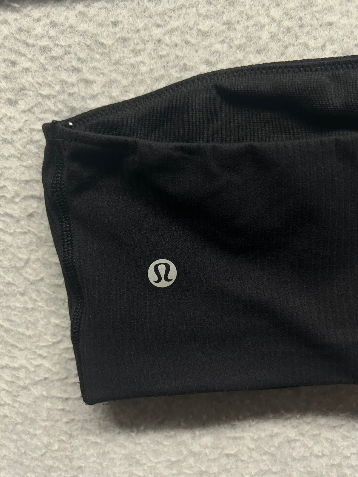 Lululemon Ribbed Nulu Asymmetrical Yoga Bra Size 6 Black